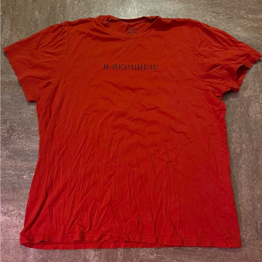 Banana republic tee